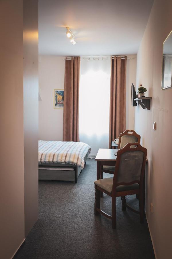Hotel Apartment Faraon 룸부르크 외부 사진