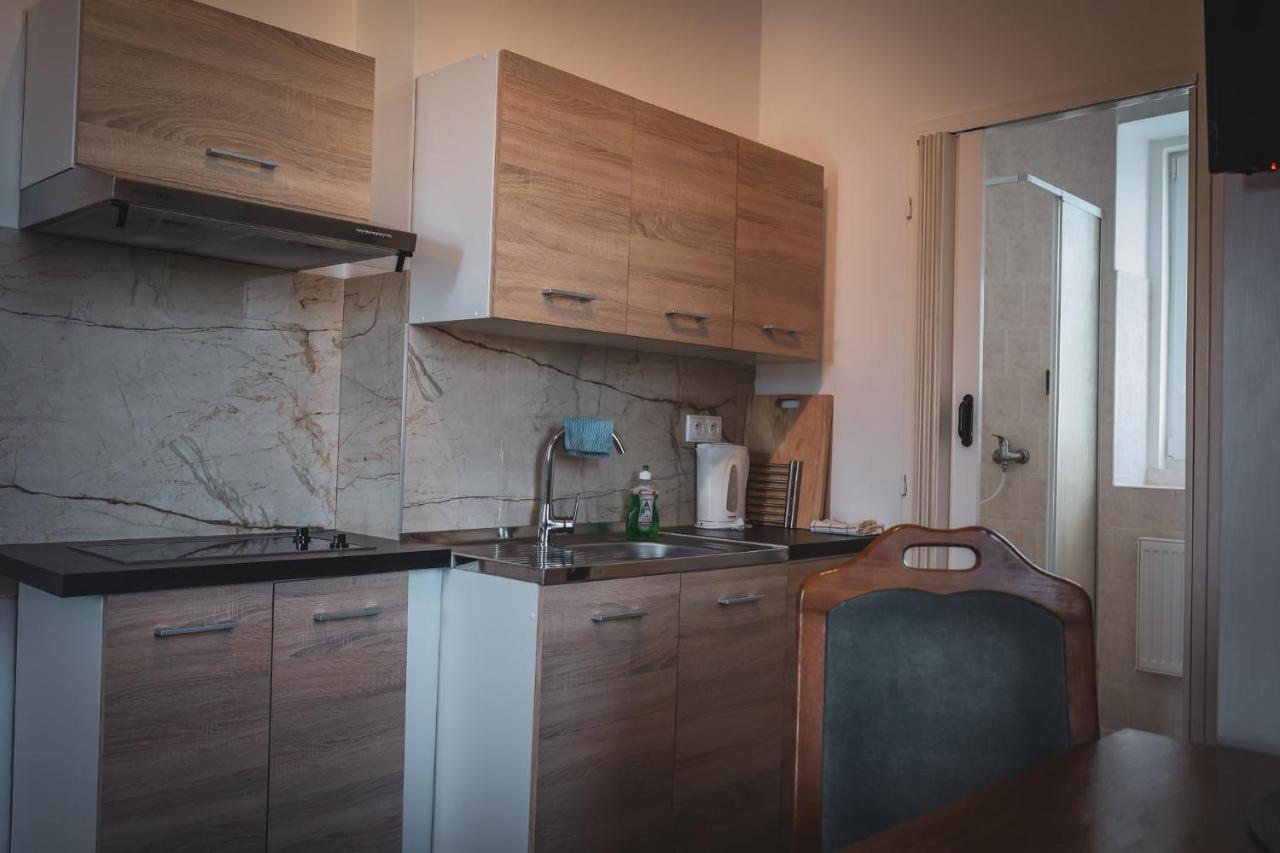 Hotel Apartment Faraon 룸부르크 외부 사진