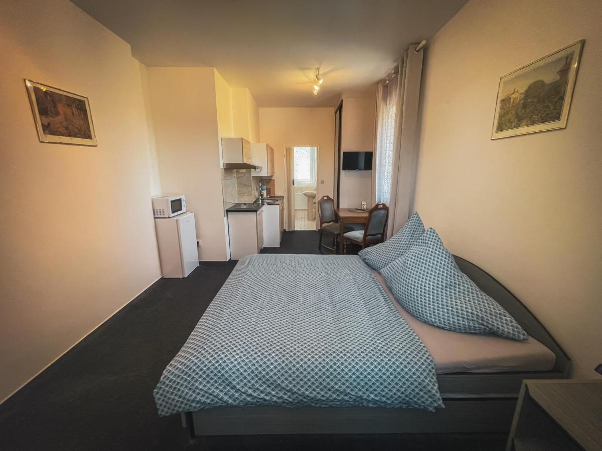 Hotel Apartment Faraon 룸부르크 외부 사진